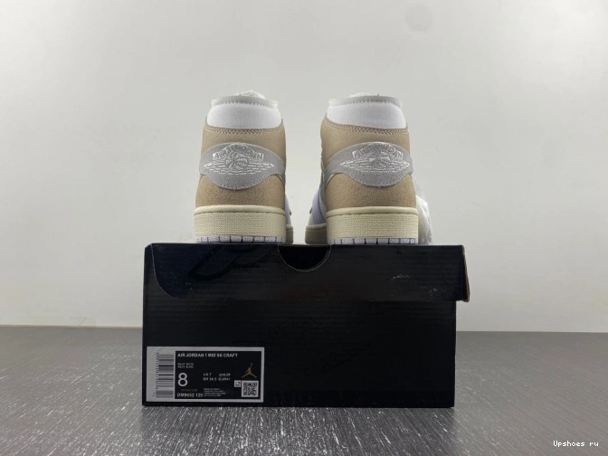 Craft 1 DM9652-120 Tech Grey  Jordan SE  Mid 0804